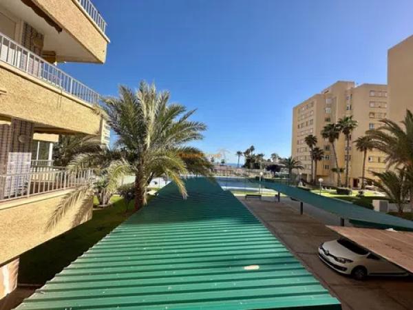 Piso en Barrio El Palmeral-Urbanova-Tabarca