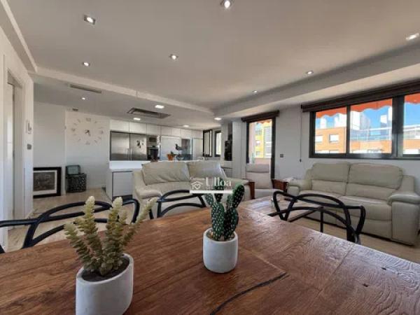 Dúplex en avenida Historiador Vicente Ramos