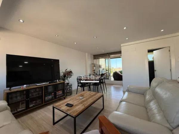 Dúplex en avenida Historiador Vicente Ramos