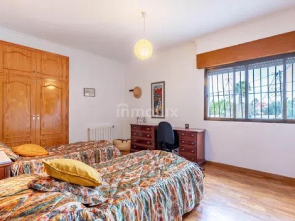 Casa independiente en calle Vicente Lillo Cánovas