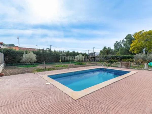 Casa independiente en calle Vicente Lillo Cánovas