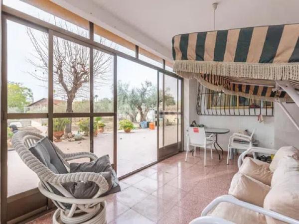 Casa independiente en calle Vicente Lillo Cánovas