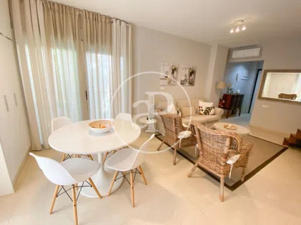 Dúplex en Barrio Villahermosa - Santa Faz