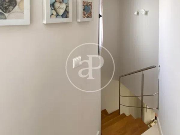 Dúplex en Barrio Villahermosa - Santa Faz