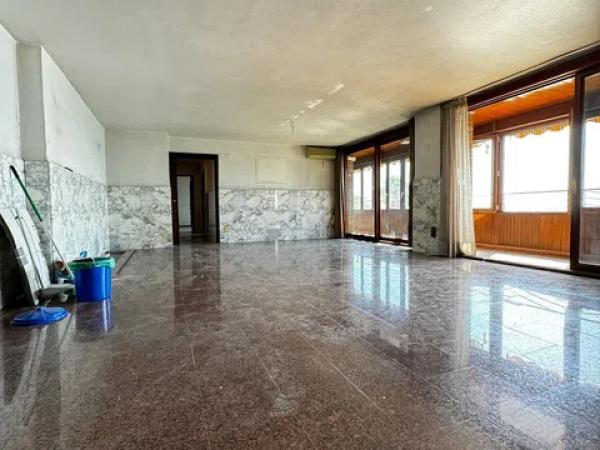 Piso en calle de la Virgen del Socorro