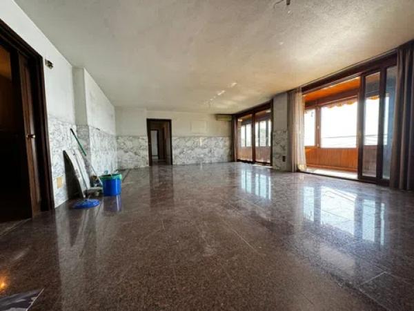 Piso en calle de la Virgen del Socorro