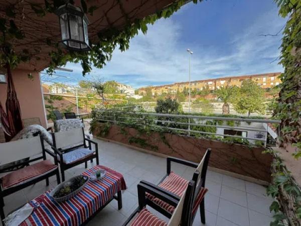 Casa independiente en avenida de la Costa Blanca