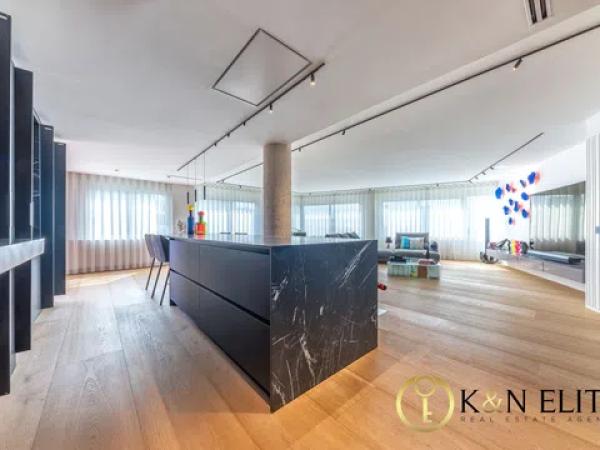 Ático en plaza de los Luceros, 13