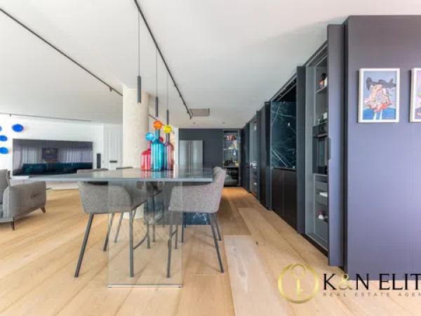 Ático en plaza de los Luceros, 13