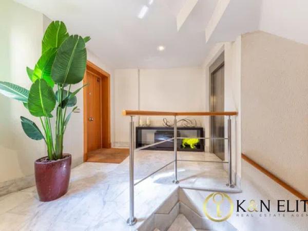 Ático en plaza de los Luceros, 13