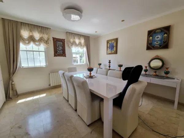 Casa independiente en Hinojo