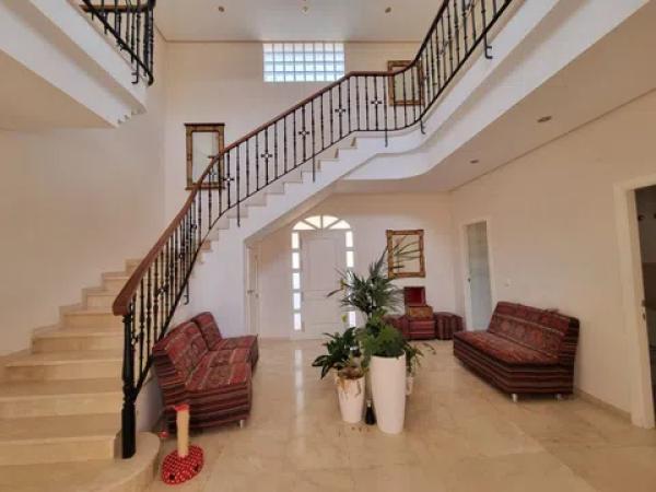 Casa independiente en Hinojo