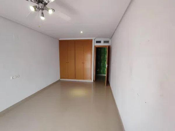 Piso en calle Astrónomo Comas Sola