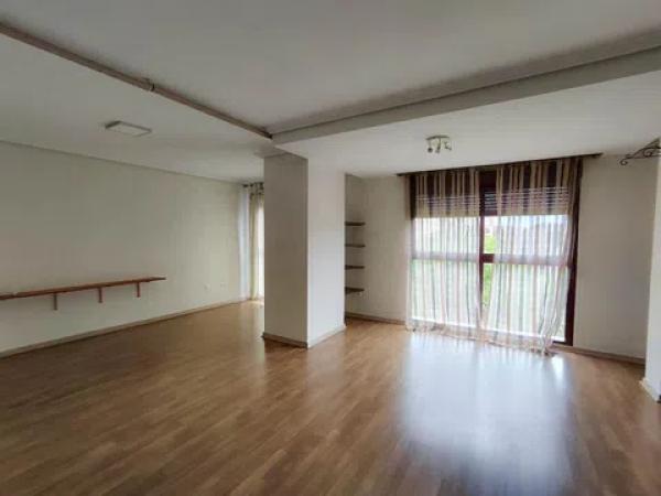 Piso en calle Astrónomo Comas Sola