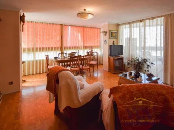 Piso en Barrio Vistahermosa