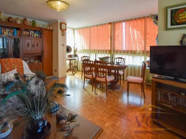 Piso en Barrio Vistahermosa