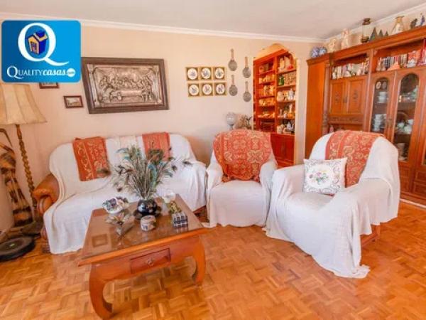 Piso en Barrio Vistahermosa