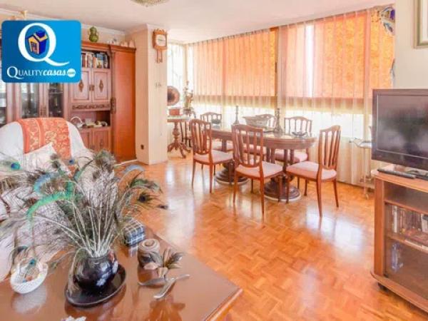 Piso en Barrio Vistahermosa