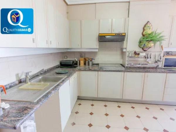 Piso en Barrio Vistahermosa