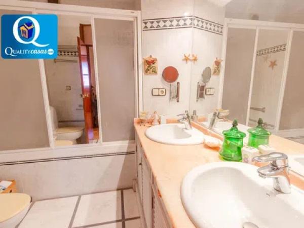 Piso en Barrio Vistahermosa