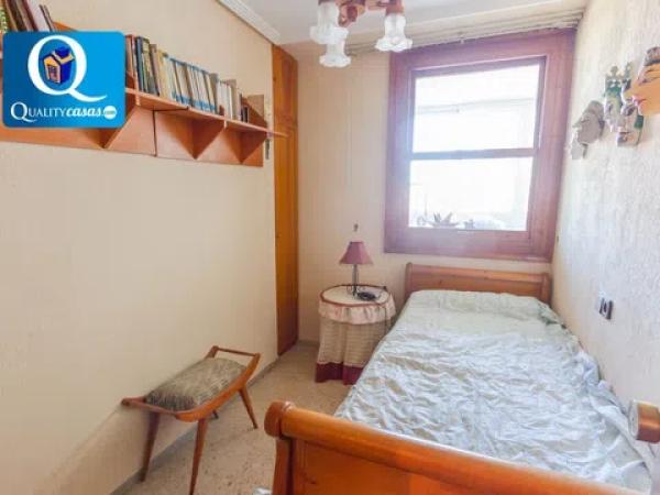 Piso en Barrio Vistahermosa