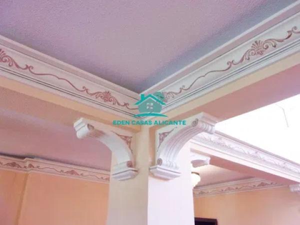 Casa independiente en calle de Juan Pamblanco Ayela