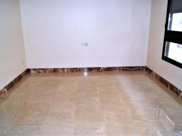 Piso en calle Cándida Jimeno Gargallo