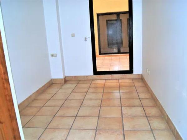 Piso en calle Cándida Jimeno Gargallo