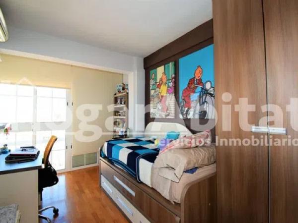 Piso en avenida General Marvá