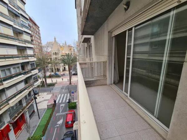 Dúplex en avenida Doctor Gadea, 7