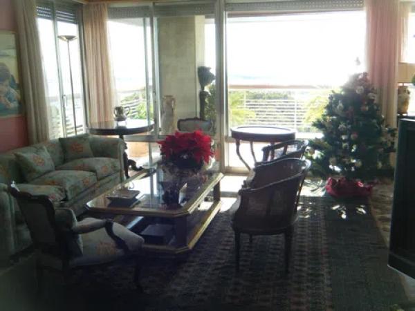 Piso en avenida Doctor Gadea, 1