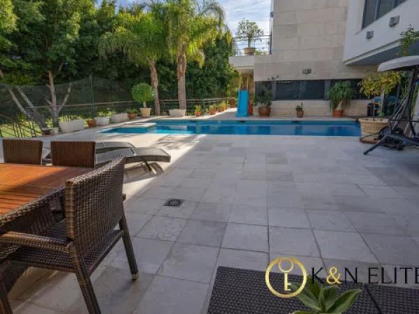 Casa independiente en calle Enric Valor, 8