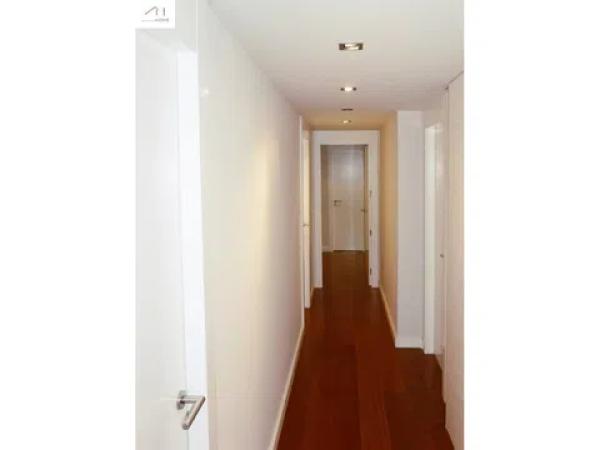 Ático en plaza Calvo Sotelo, 5