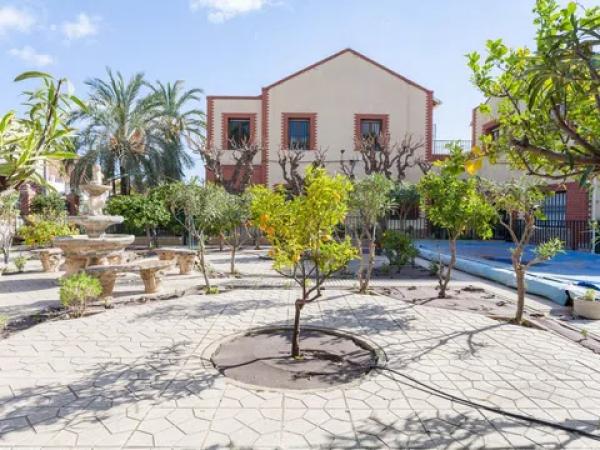 Casa independiente en calle Cura Planelles, 4