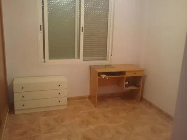 Chalet adosado en calle Britania, 13