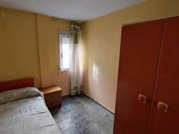 Piso en pasaje juan ramon jimenes, 60