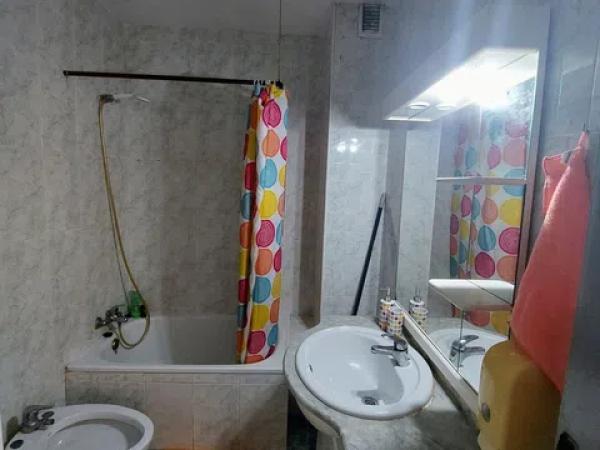 Piso en pasaje juan ramon jimenes, 60