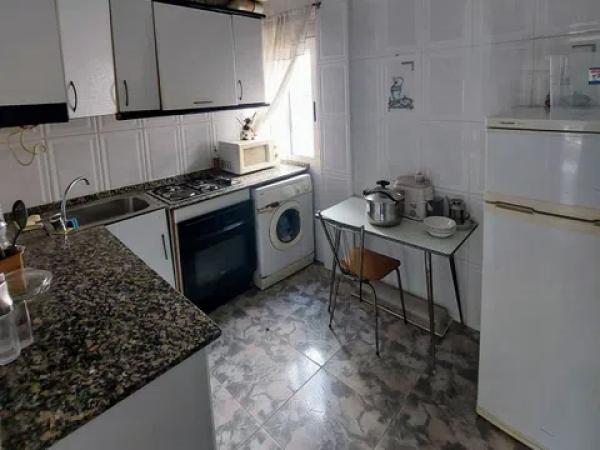 Piso en pasaje juan ramon jimenes, 60