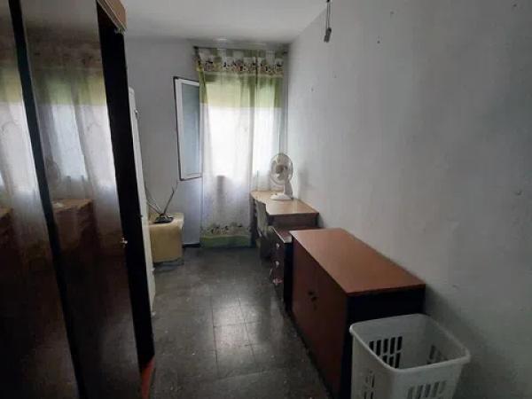 Piso en pasaje juan ramon jimenes, 60