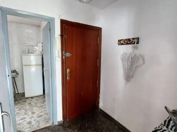Piso en pasaje juan ramon jimenes, 60