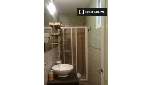 Piso de 2 dormitorios en alquiler en Sevilla