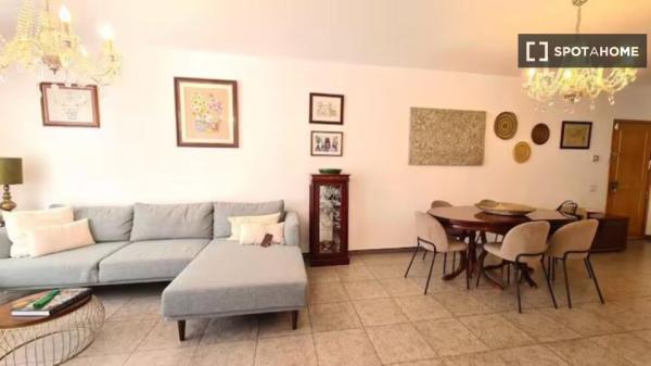 Apartamento de 3 dormitorios en alquiler en La Laguna, Tenerife