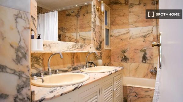 Habitación en piso compartido en Alicante