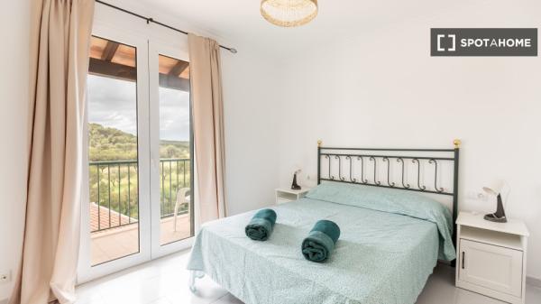 Apartamento dúplex completo de 2 habitaciones en Son Parc