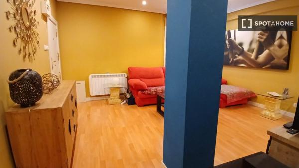 Piso de 2 dormitorios en alquiler en Bilbao