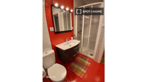 Piso de 2 dormitorios en alquiler en Bilbao