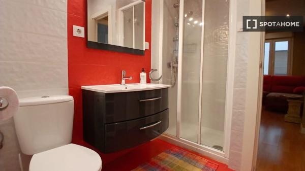 Piso de 2 dormitorios en alquiler en Bilbao