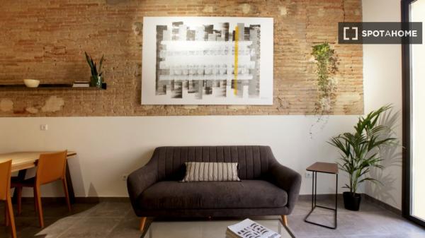 Piso de 2 habitaciones en alquiler en Barcelona, cerca de Poblenou