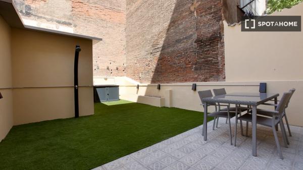 Piso de 2 habitaciones en alquiler en Barcelona, cerca de Poblenou