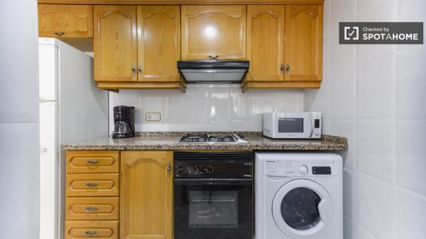 Apartamento de 2 dormitorios en alquiler en Valencia